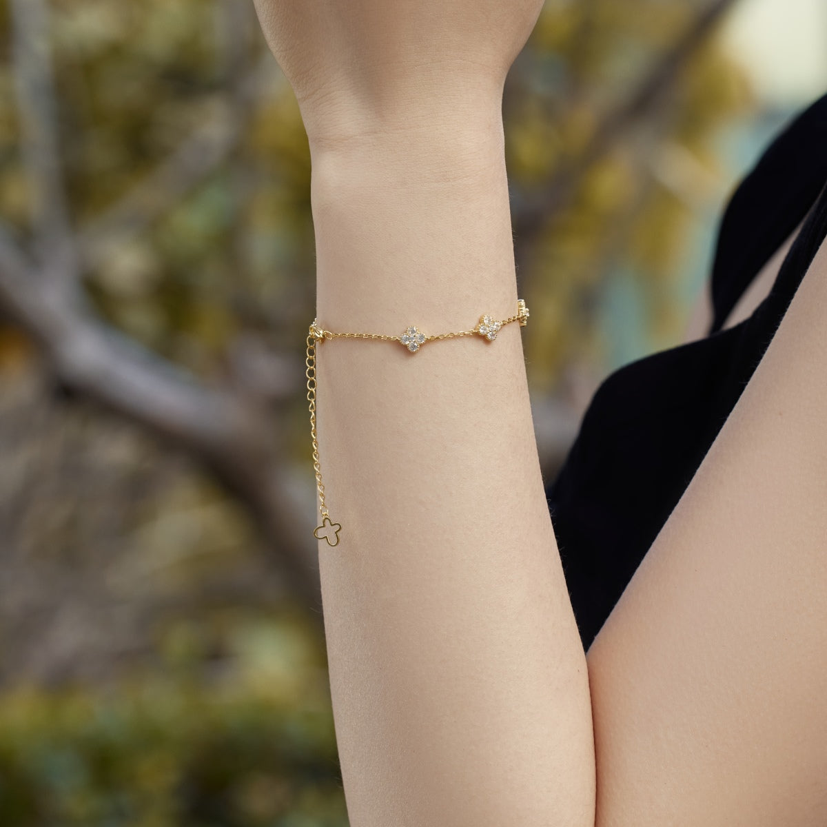 [Kincade Jewelrys]Four-Leaf Clover Hollow Butterfly Bracelet