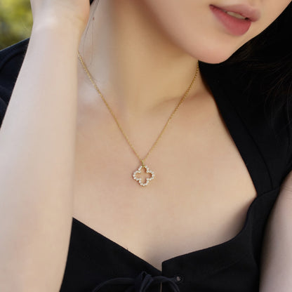 [Kincade Jewelrys]Four-Leaf Clover Hollow Design Exquisite Necklace
