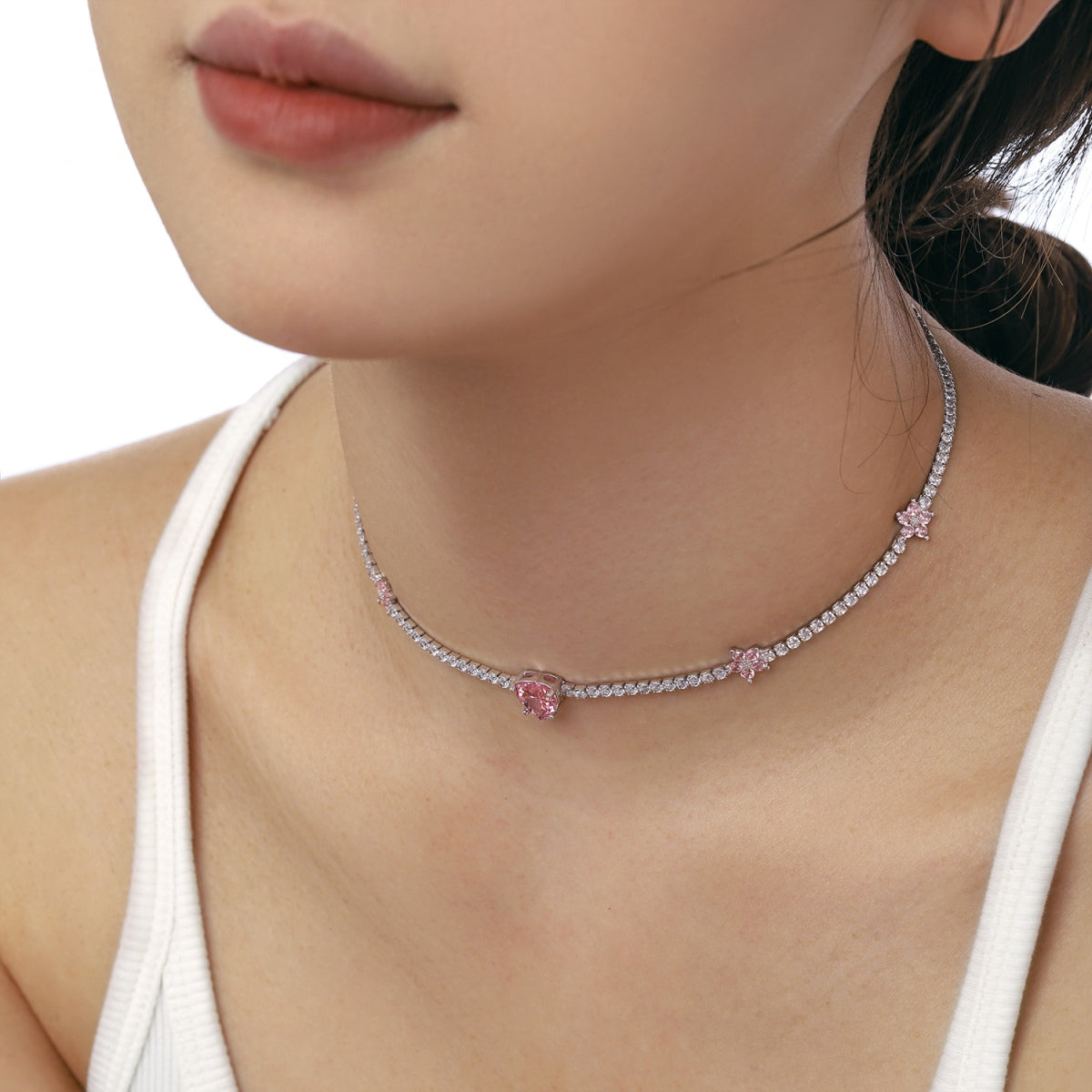 [Kincade Jewelrys] Collier éblouissant en forme de cœur rose