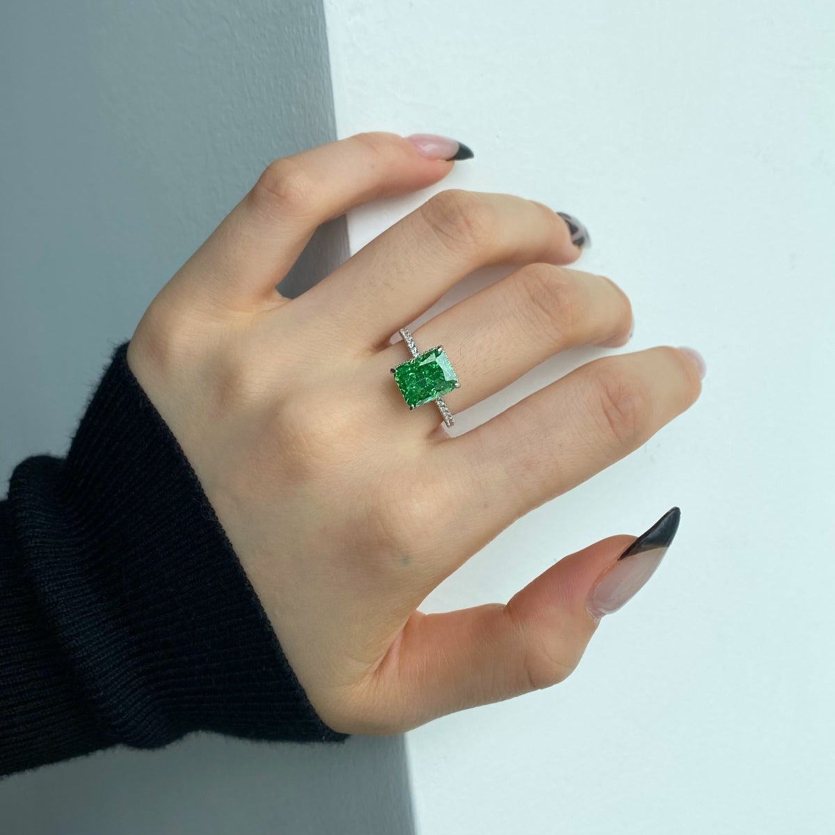 [Kincade Jewelrys]4.0 Carat Luxurious Engagement Ring