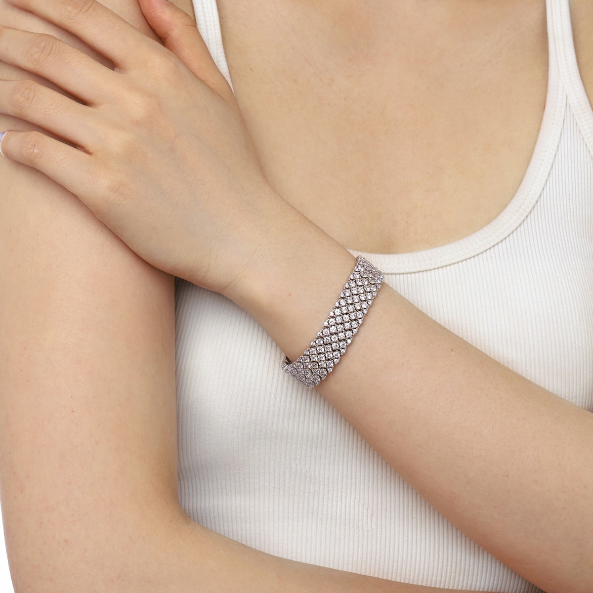[Kincade Jewelrys]Ornate Elegant Round Cut Party Bracelet