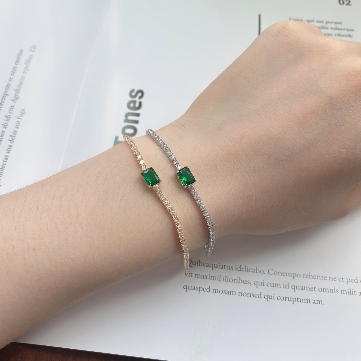 [Kincade Jewelrys]1.0 Carat Unique Emerald Cut Banquet Bracelet