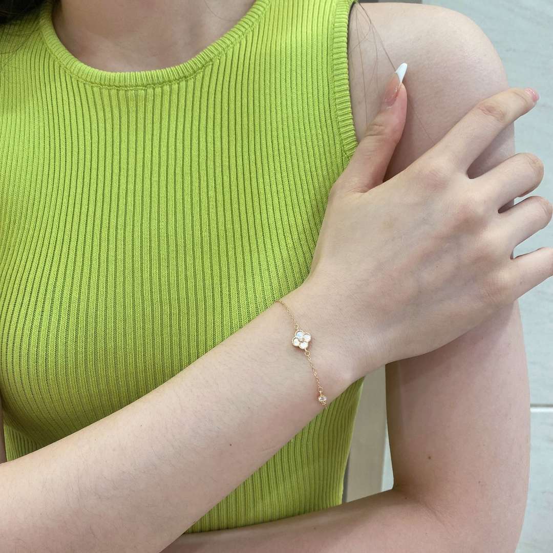 [Kincade Jewelrys]Delicate Four Leaf Clover Bracelet