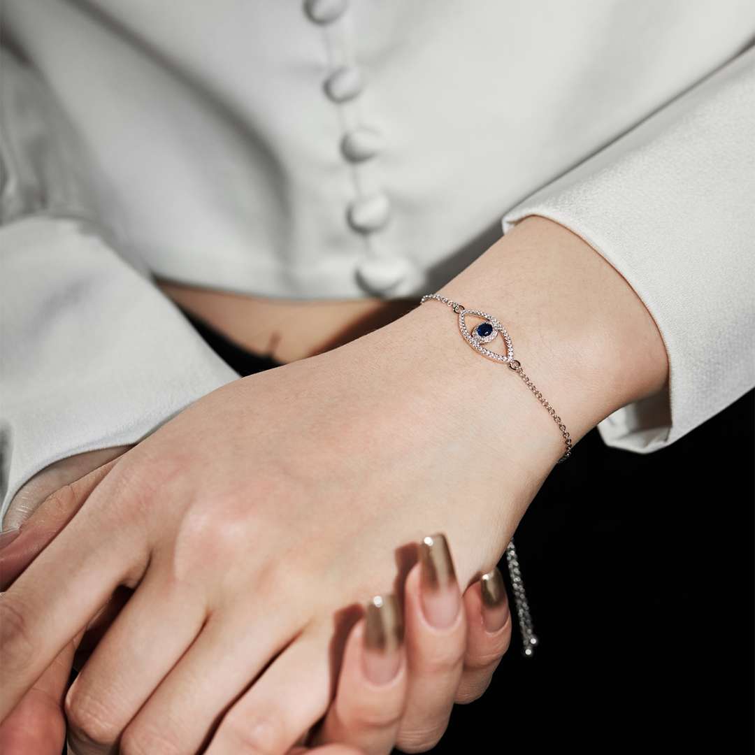 [Kincade Jewelrys]Devil's Eye Hollow Design Bracelet