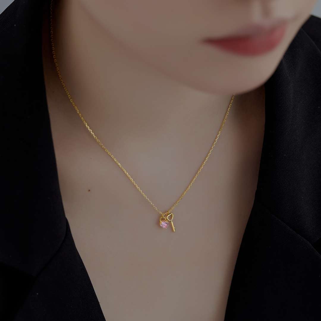 [Kincade Jewelrys]Unique Heart Shape Key Pendent Necklace