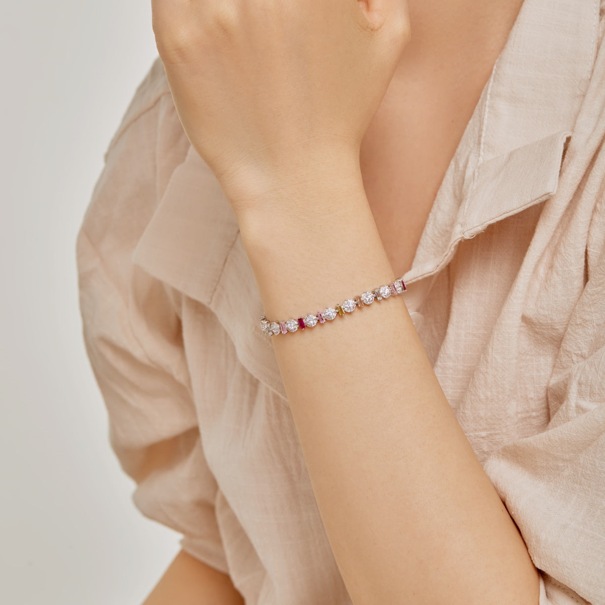 [Kincade Jewelrys]Radiant Colorful Round Shape Daily Bracelet
