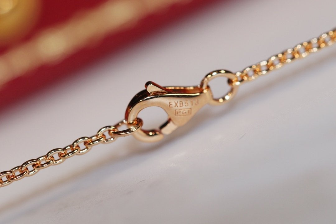 [Kincade Jewelrys] COLLIER LOVE OR ROSE ET ARGENT 