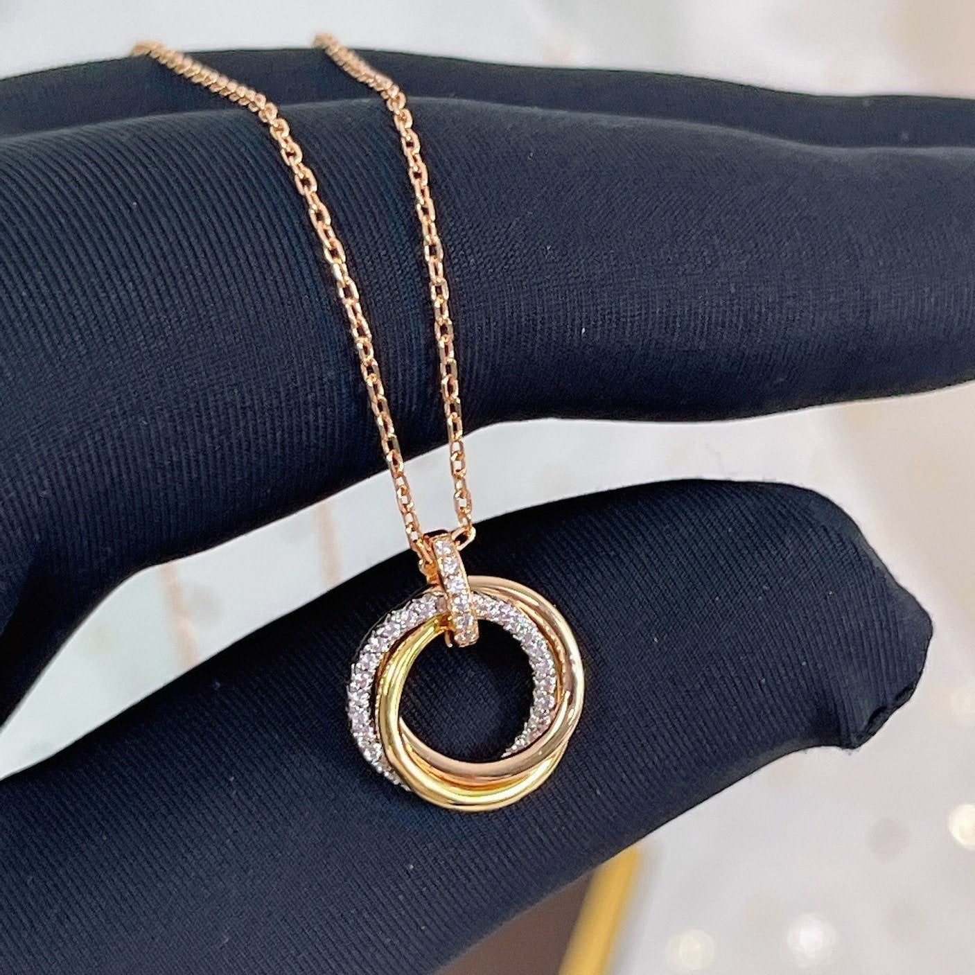 [Kincade Jewelrys] COLLIER TRINITY ARGENT OR OR ROSE DIAMANTS 