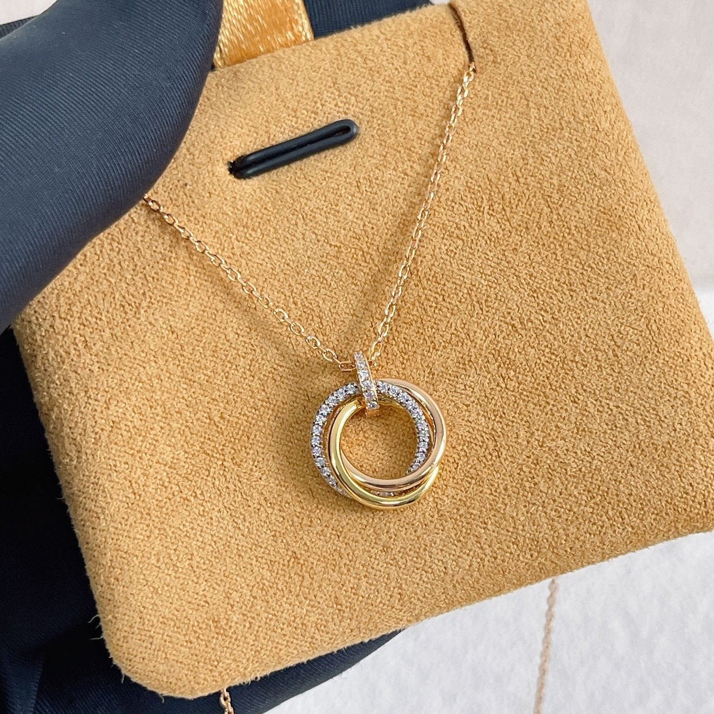 [Kincade Jewelrys] COLLIER TRINITY ARGENT OR OR ROSE DIAMANTS 