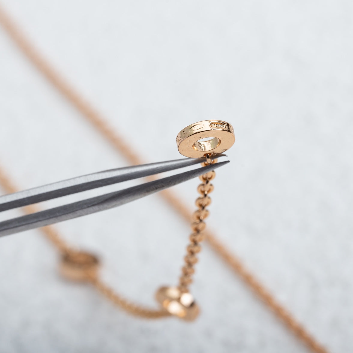 [Kincade Jewelrys]PARENTESI NECKLACE PINK GOLD