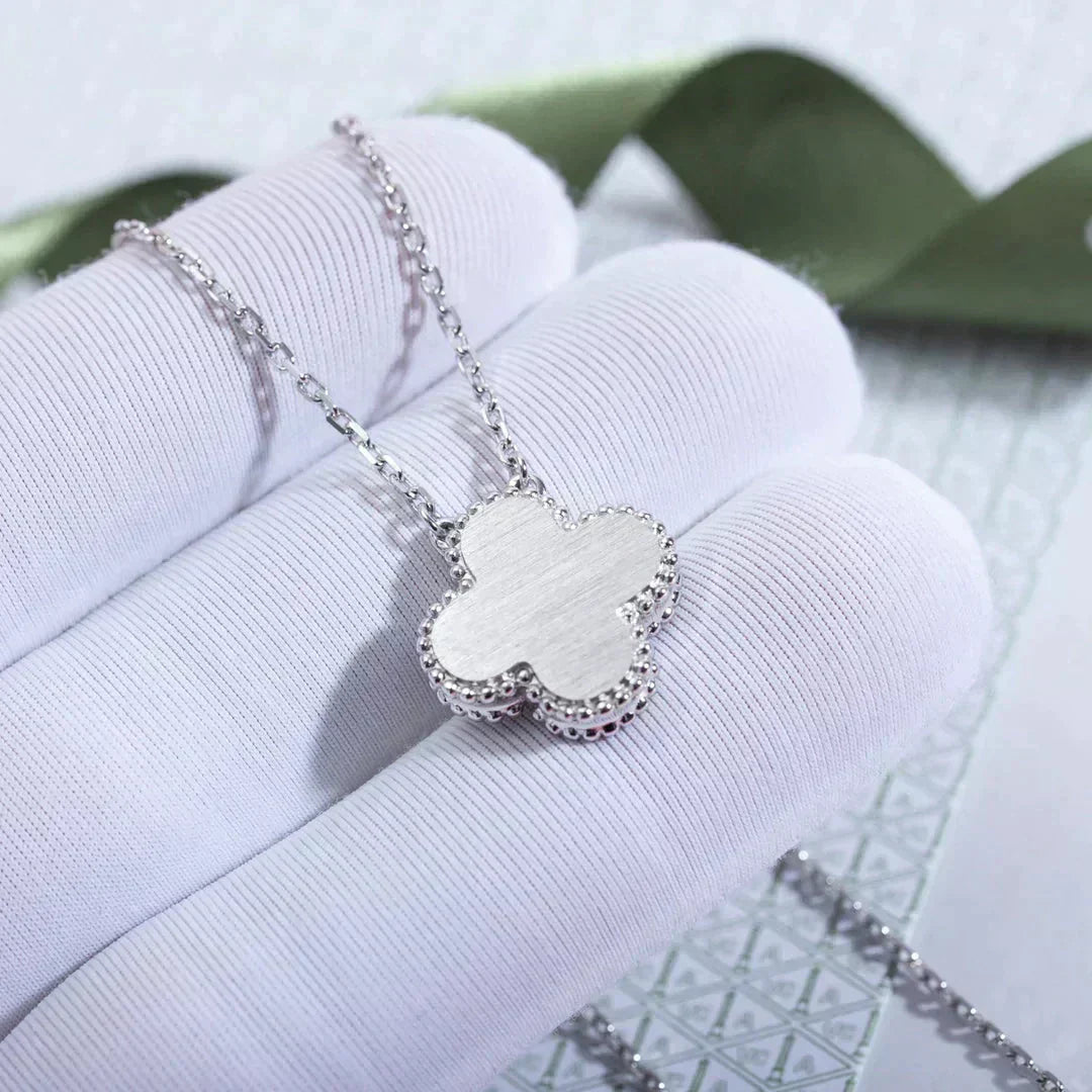 [Kincade Jewelrys]CLOVER  15MM DIAMOND LASER NECKLACE SILVER