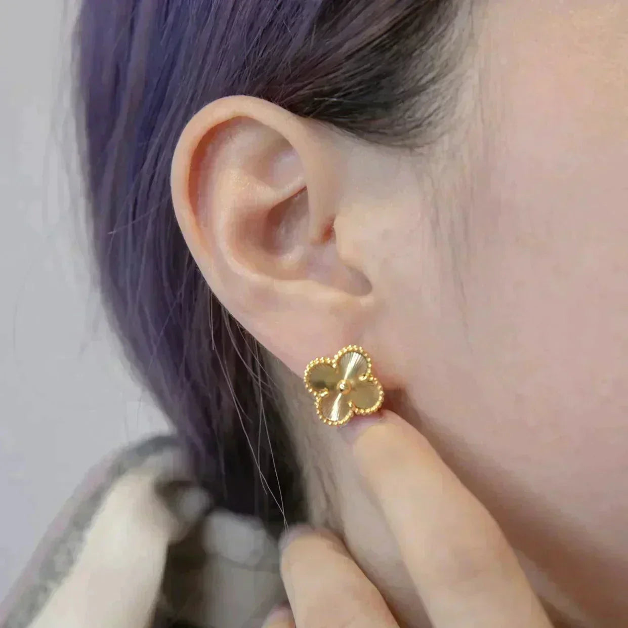 [Kincade Jewelrys]CLOVER MEDIUM 1 MOTIFS LASER EARRINGS