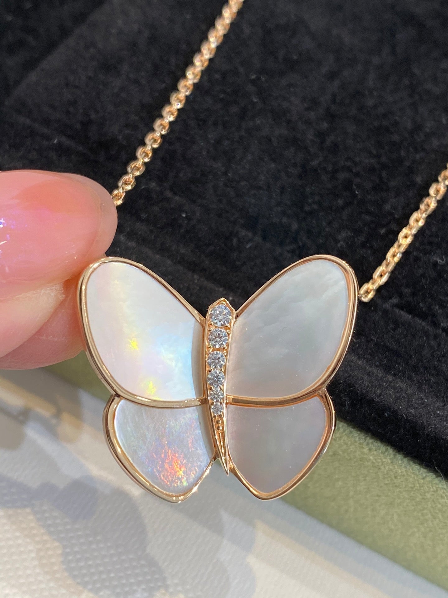 [Kincade Jewelrys]BUTTERFLY GOLD MOP DIAMOND NECKLACE