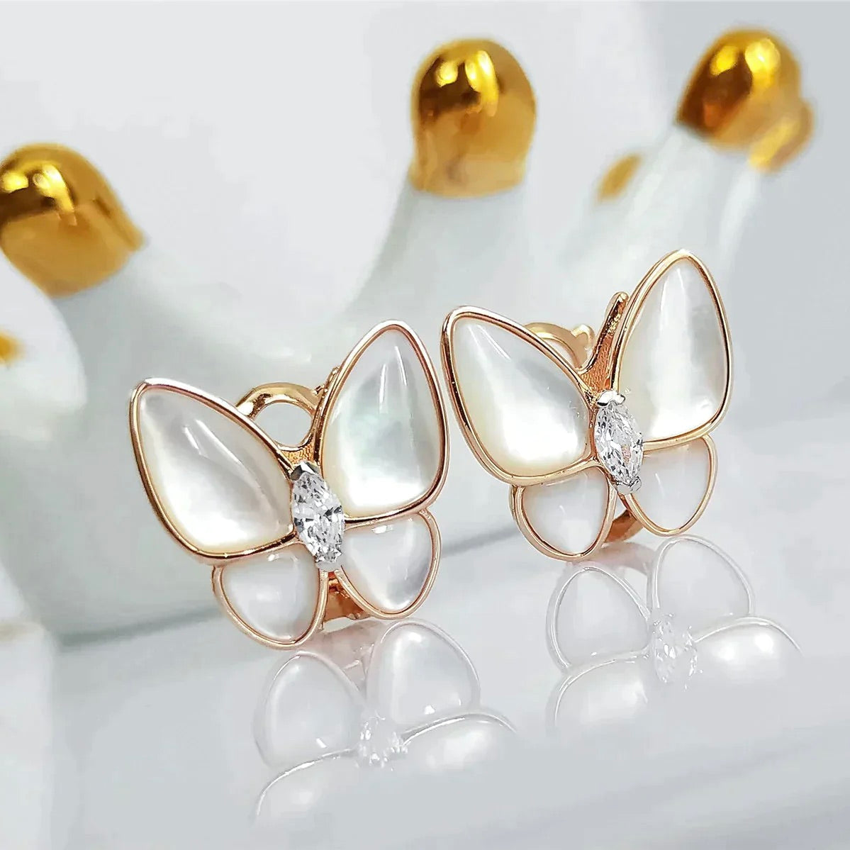 [Kincade Jewelrys]BUTTERFLY MOP DIAMOND EARRINGS