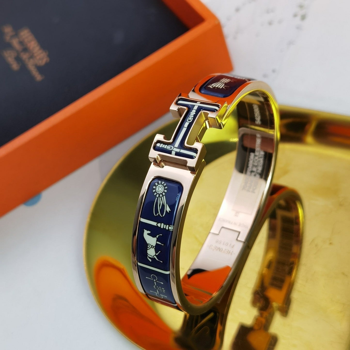 [Kincade Jewelrys] BRACELET H COUVERTURES BLEU FONCÉ