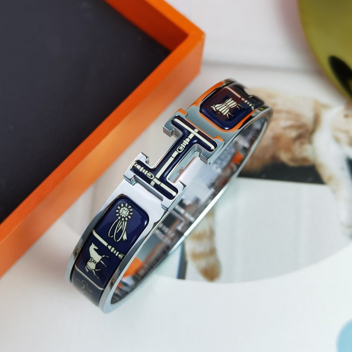 [Kincade Jewelrys] BRACELET H COUVERTURES BLEU FONCÉ