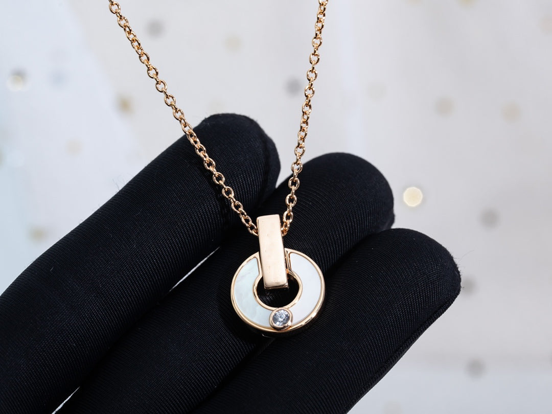 [Kincade Jewelrys] COLLIER GARI EN OR ROSE