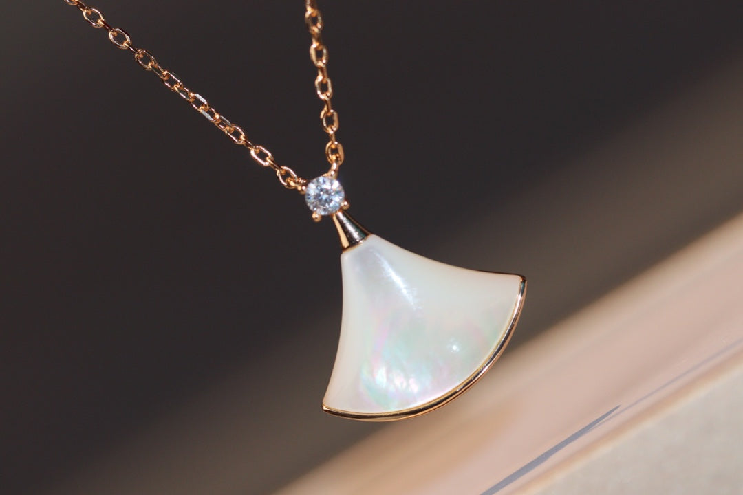 [Kincade Jewelrys]DREAM NECKLACE WHITE MOP PINK GOLD 1 DIAMOND