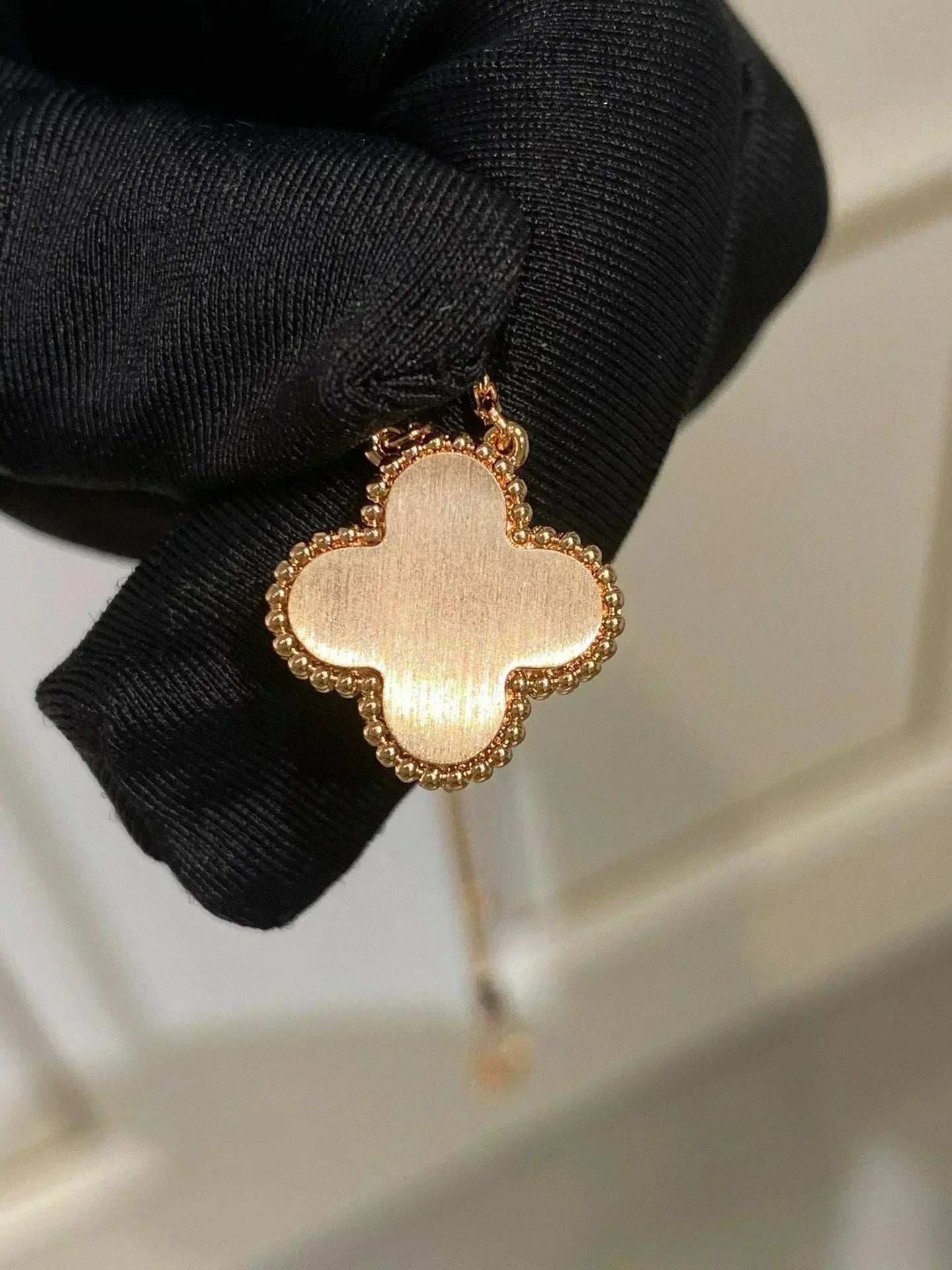 [Kincade Jewelrys]CLOVER 15MM DIAMOND RHODONITE NECKLACE