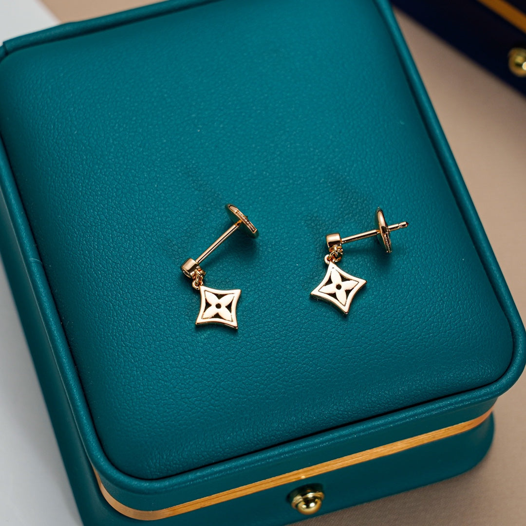 [Kincade Jewelrys]STAR EARRINGS GOLD