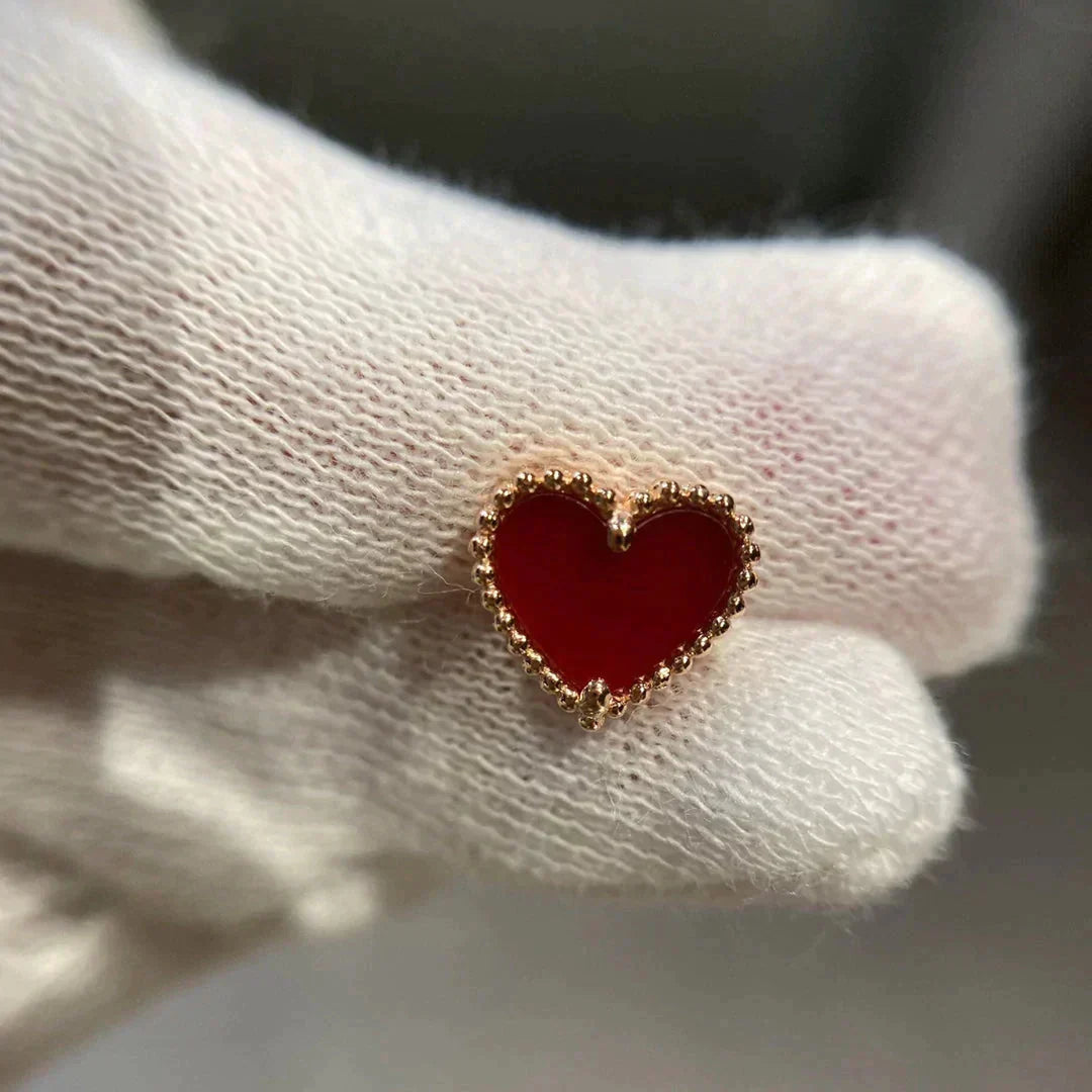 [Kincade Jewelrys]HEART CARNELIAN STUD EARRINGS