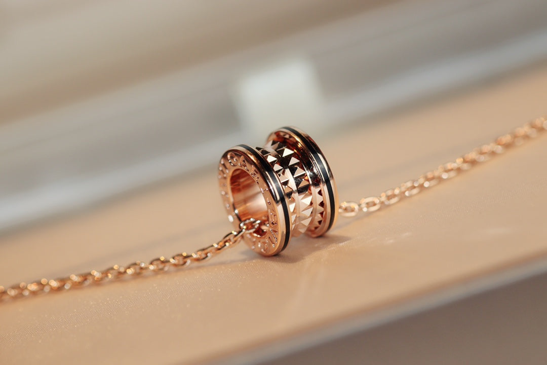 [Kincade Jewelrys]ZERO 1 ROCK PEDANT PINK GOLD BLACK NECKLACE