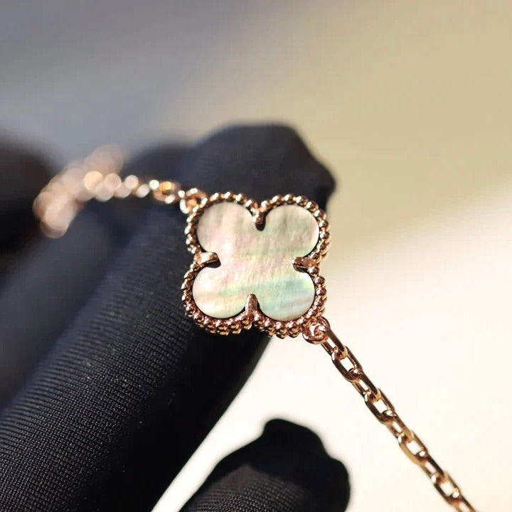 [Kincade Jewelrys]CLOVER 20 MOTIFS DARK MOP DIAMOND  NECKLACE