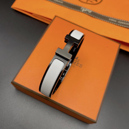 [Kincade Jewelrys]H BRACELET 12MM BLACK WHITE CERAMIC