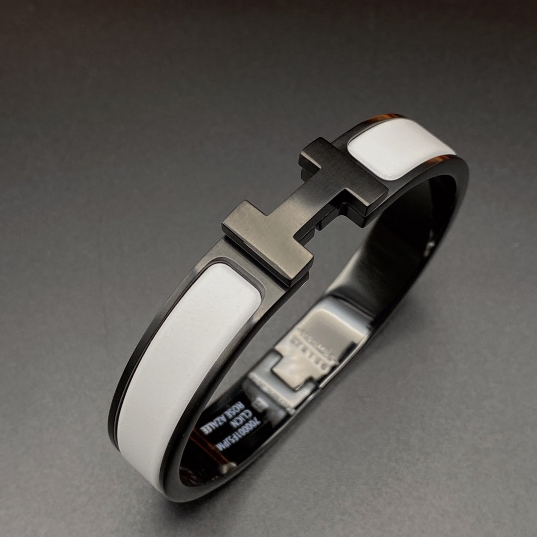 [Kincade Jewelrys]H BRACELET 12MM BLACK WHITE CERAMIC