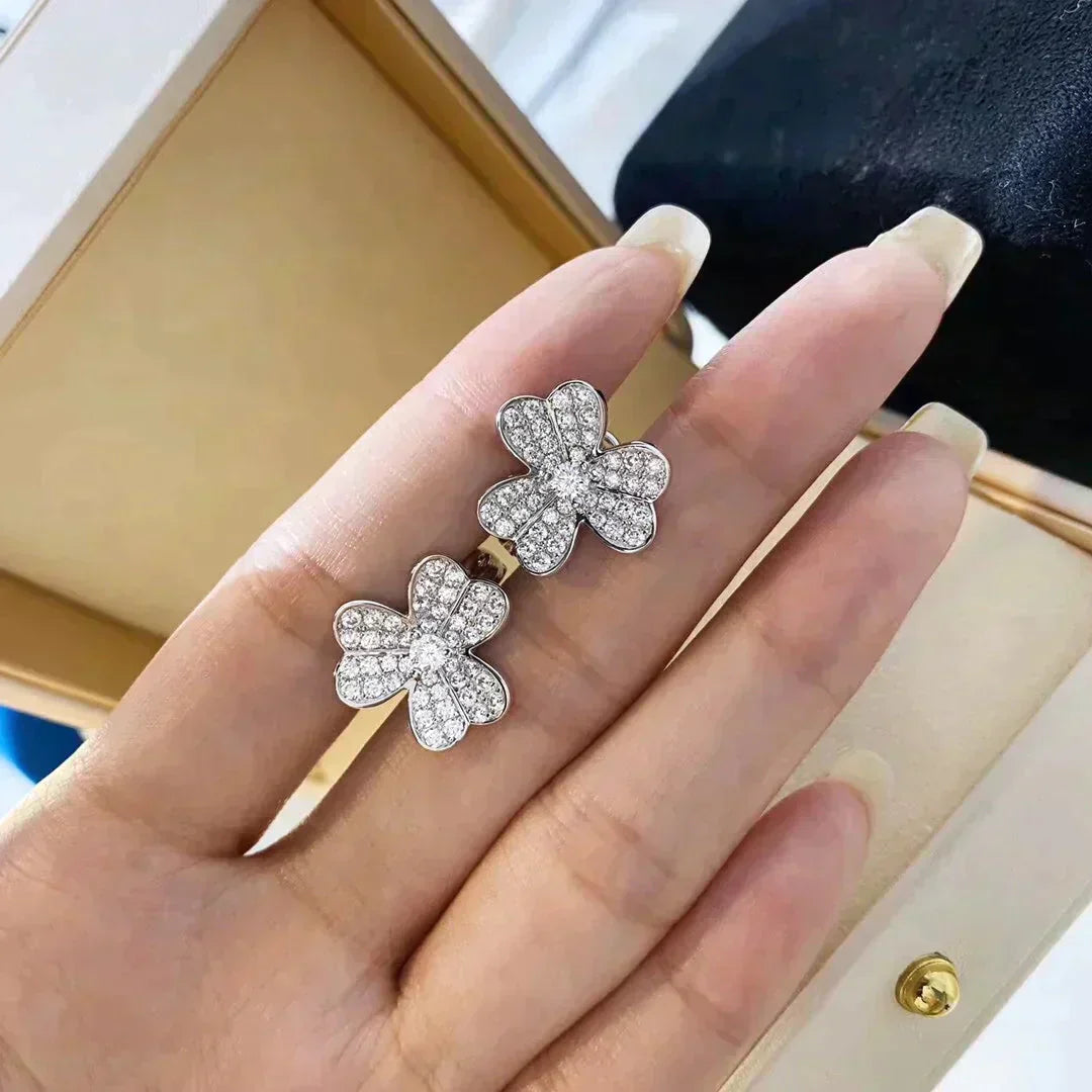 [Kincade Jewelrys]CLOVER COMOS DIAMOND EARRINGS SILVER
