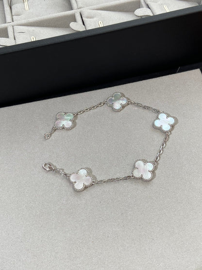[Kincade Jewelrys]CLOVER SILVER MOP 5 MOTIF BRACELET