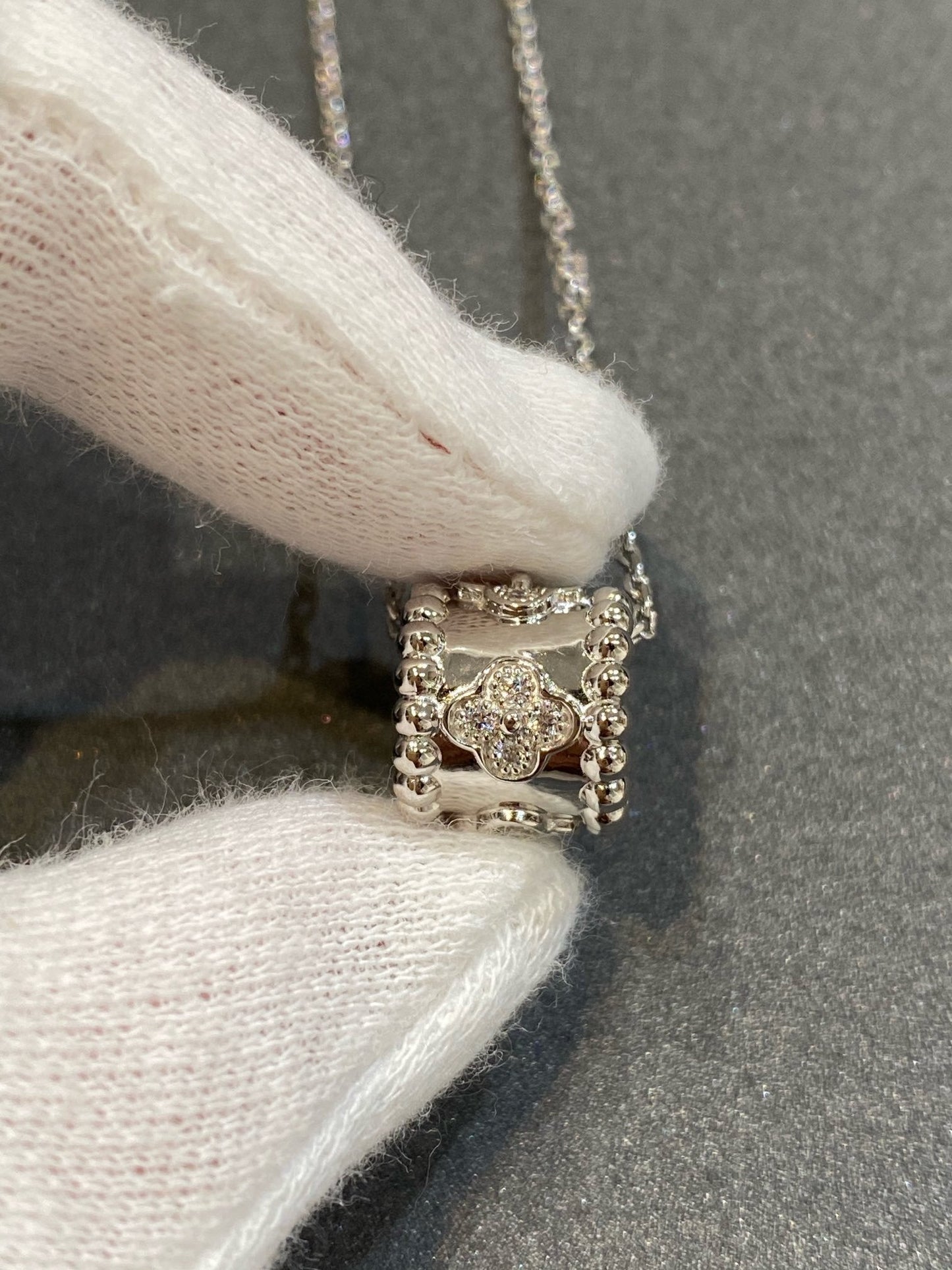 [Kincade Jewelrys] COLLIER PENDENTIF PERLEE EN ARGENT ET DIAMANTS 