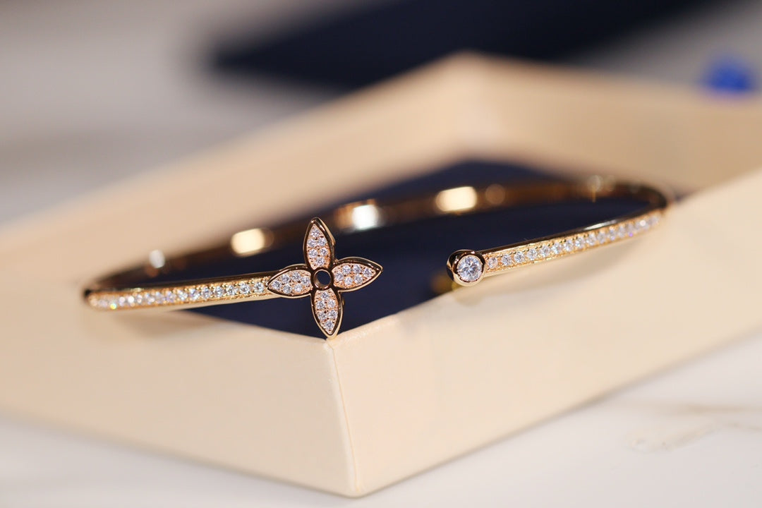 [Kincade Jewelrys]IDYLLE GOLD OPEN BRACELET DIAMOND PAVED