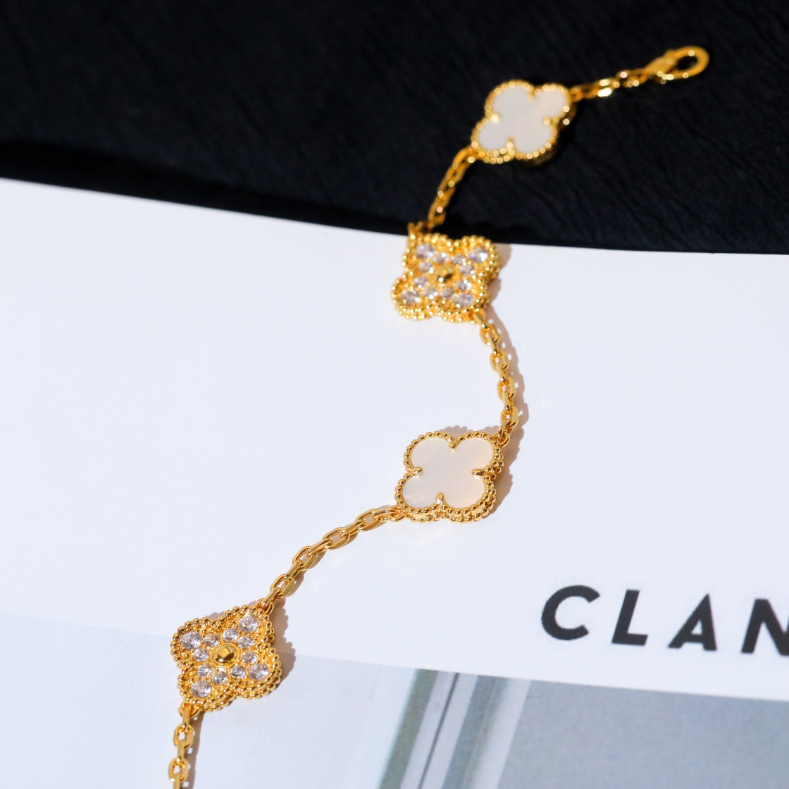 [Kincade Jewelrys]CLOVER BRACELET 5 MOTIF WHITE MOP DIAMOND