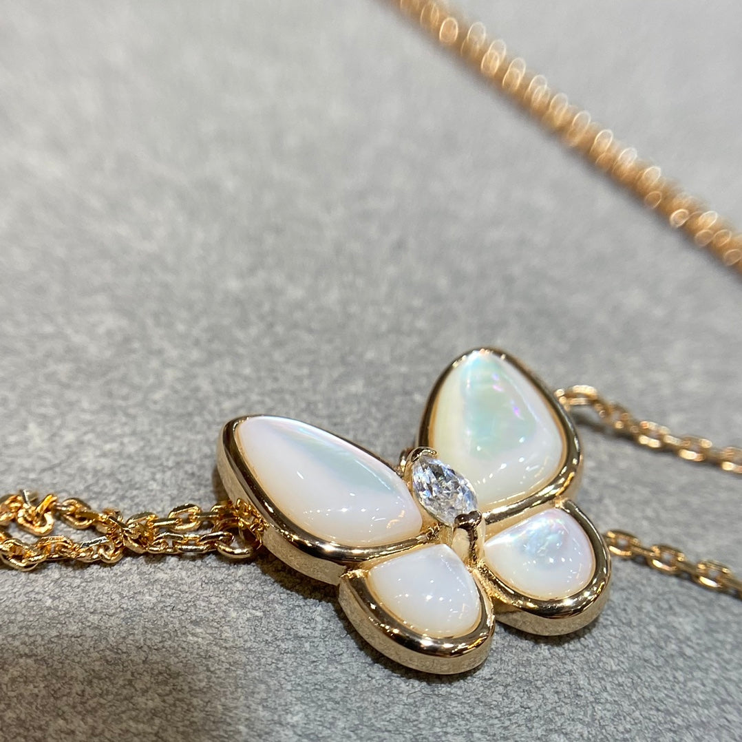 [Kincade Jewelrys]BUTTERFLY MOP DIAMOND NECKLACE