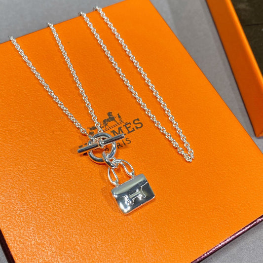 [Kincade Jewelrys]CONSTANCE PEDANT SILVER NECKLACE