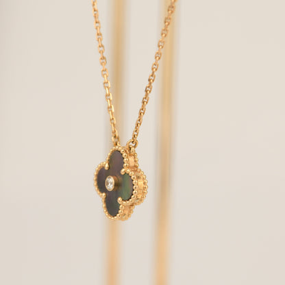 [Kincade Jewelrys]CLOVER 15MM DIAMOND AND MOTHER-OF-GREY NECKLACE