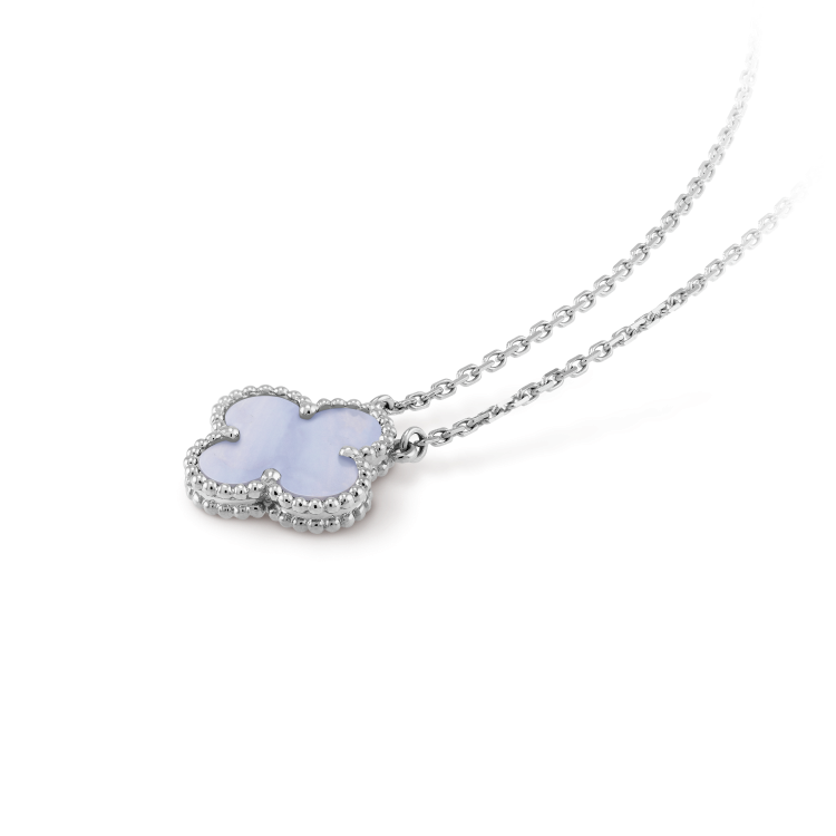 [Kincade Jewelrys]CLOVER 15MM BLUE CHALCEDONY NECKLACE SILVER