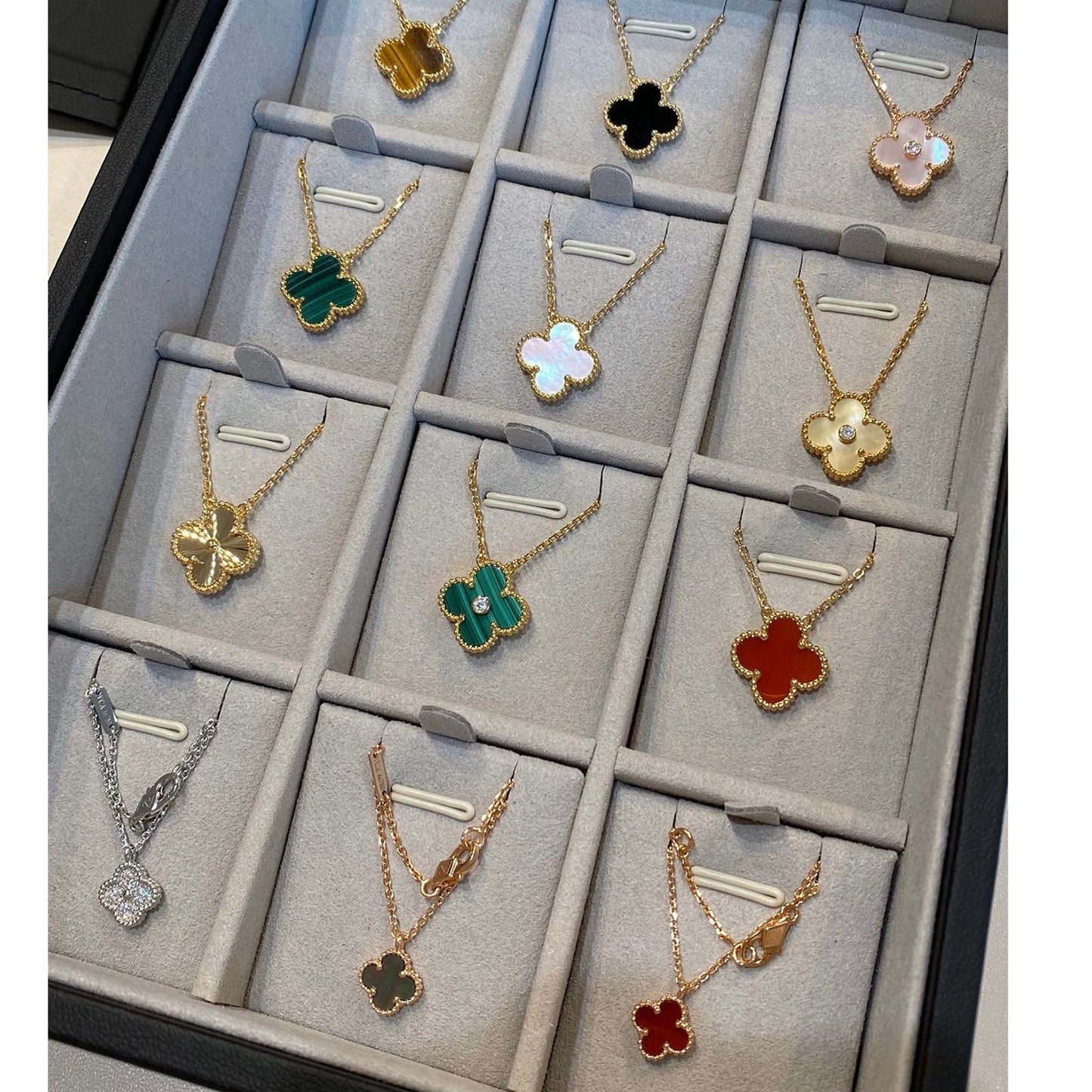 [Kincade Jewelrys]CLOVER 15MM CARNELIAN SINGLE FLOWER NECKLACE