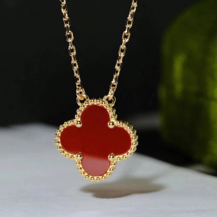 [Kincade Jewelrys]CLOVER 15MM CARNELIAN SINGLE FLOWER NECKLACE