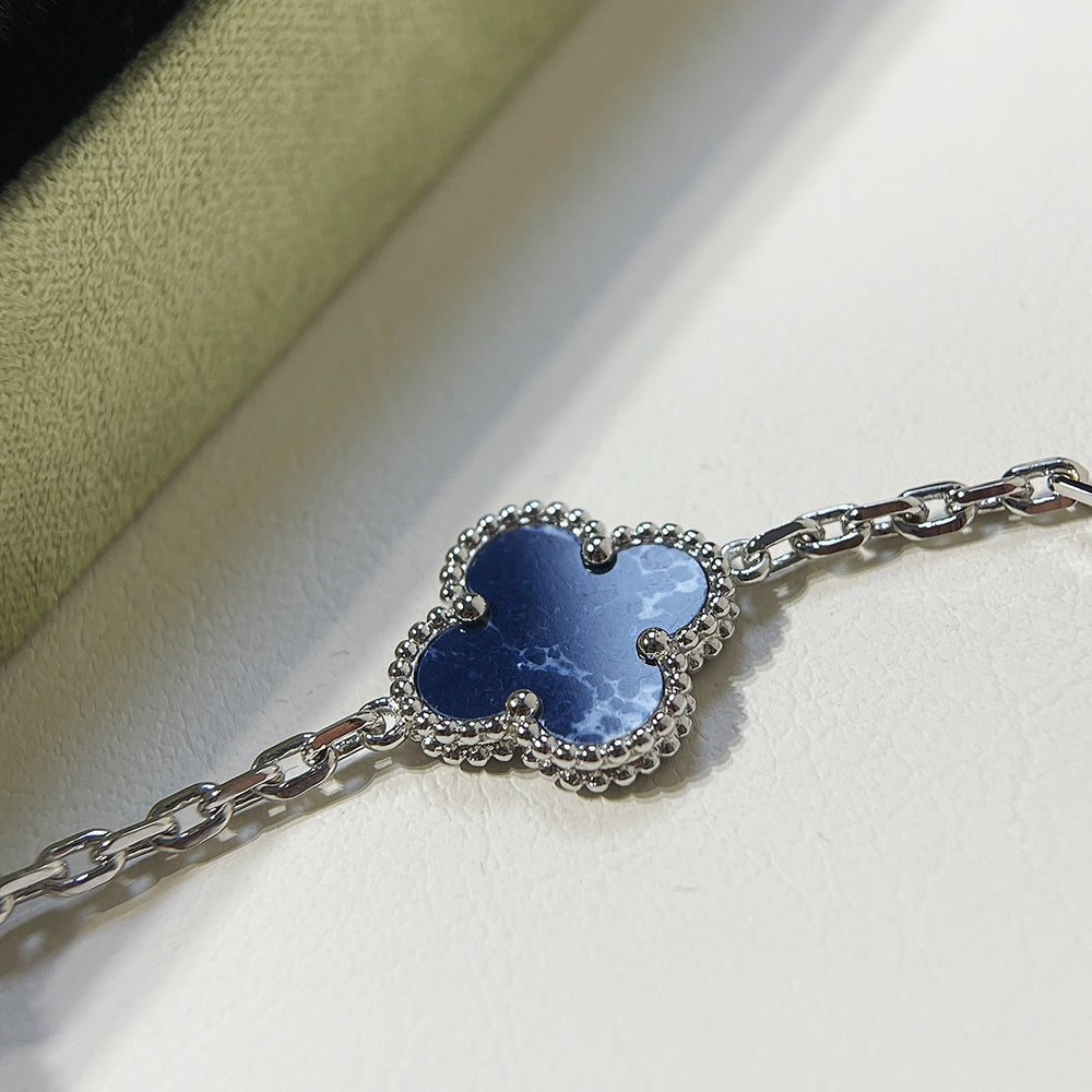 [Kincade Jewelrys]CLOVER 5 MOTIF PIETERSITE SILVER BRACELET