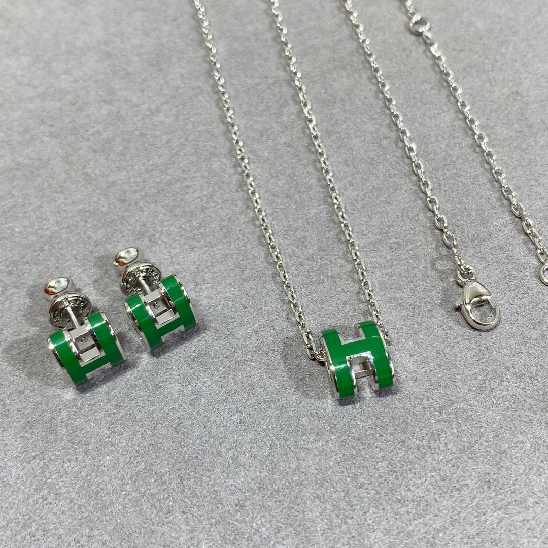 [Kincade Jewelrys]POP H GREEN NECKLACE SILVER AND GOLD