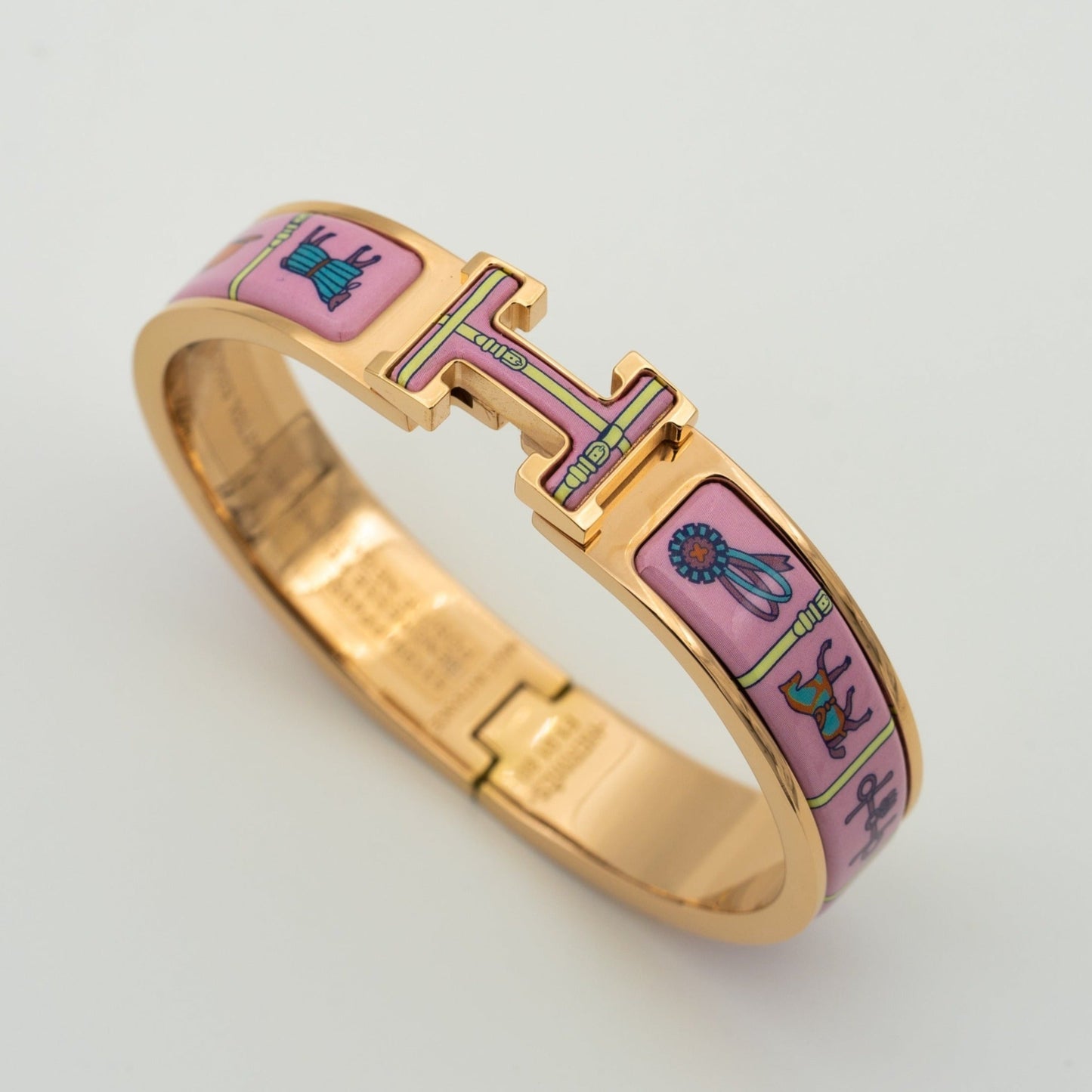 [Kincade Jewelrys] Bracelet H en or rose et céramique rose
