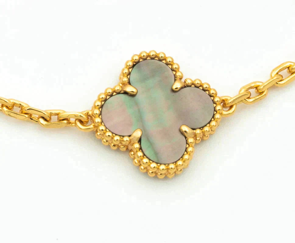 [Kincade Jewelrys]CLOVER 5 MOTIF GRAY MOP DIAMOND BRACELET