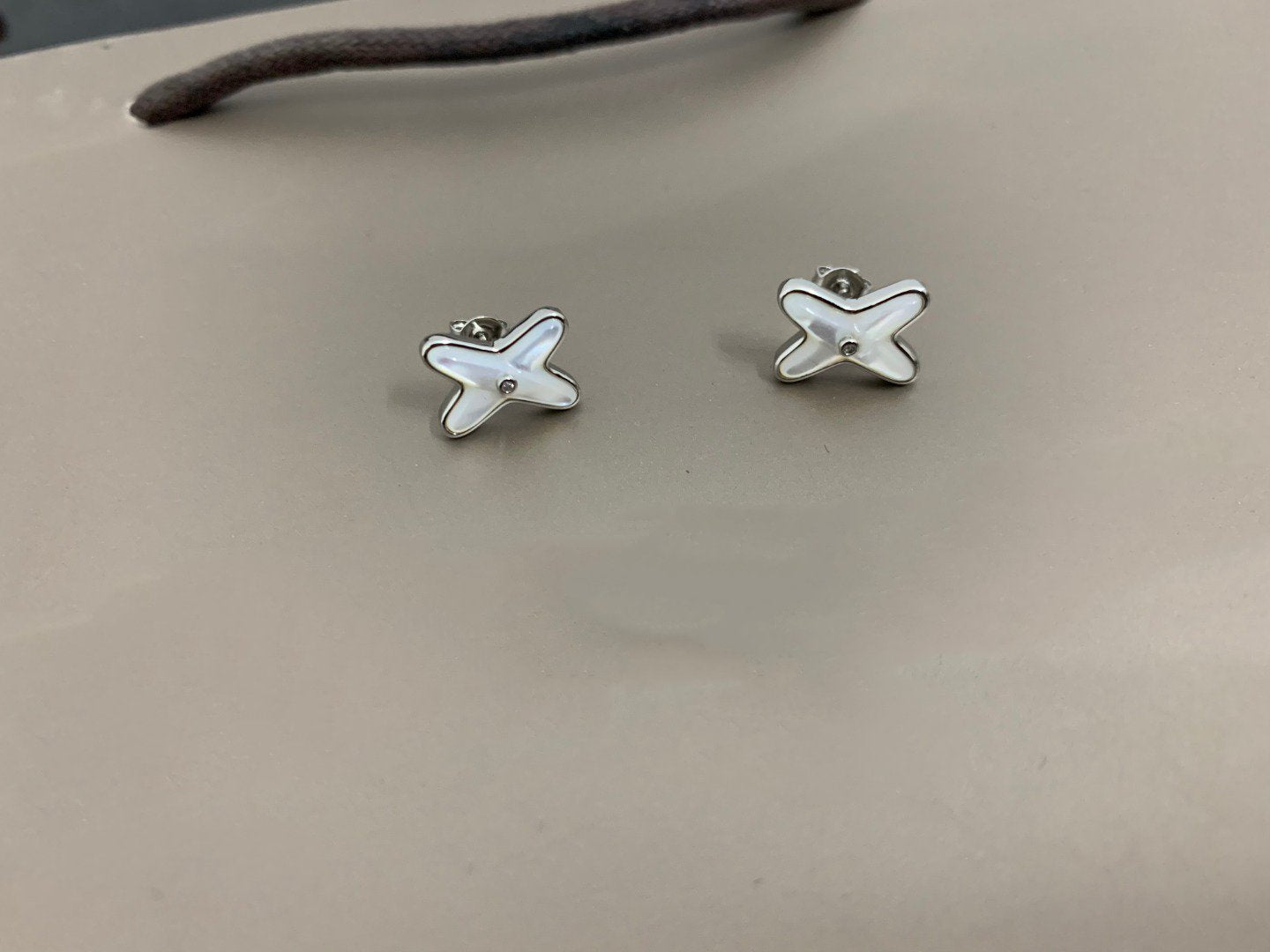 [Kincade Jewelrys]JEUX DE WHITE MOP SILVER DIAMOND EARRINGS