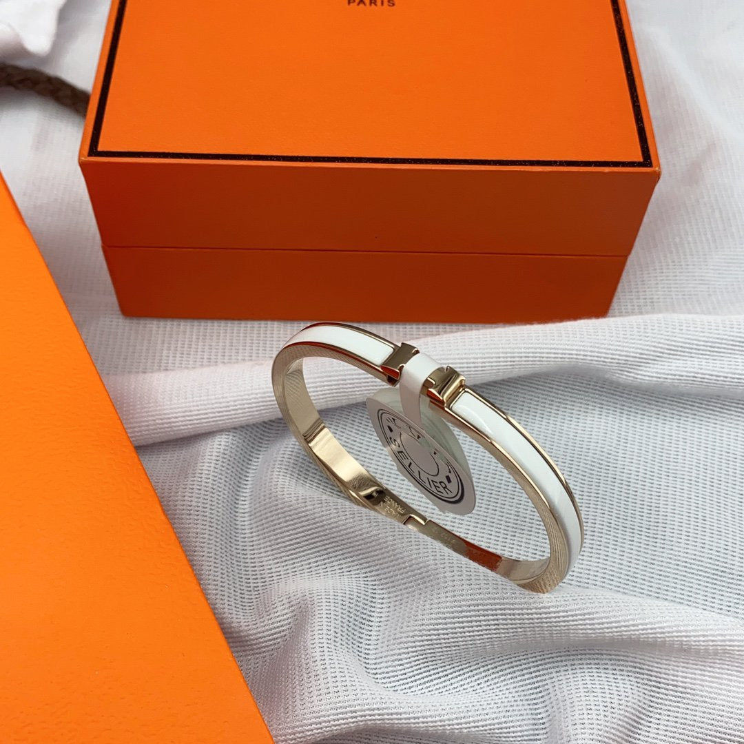 [Kincade Jewelrys]CLASSIC HM CLIC WHITE 8MM ENAMEL BRACELET