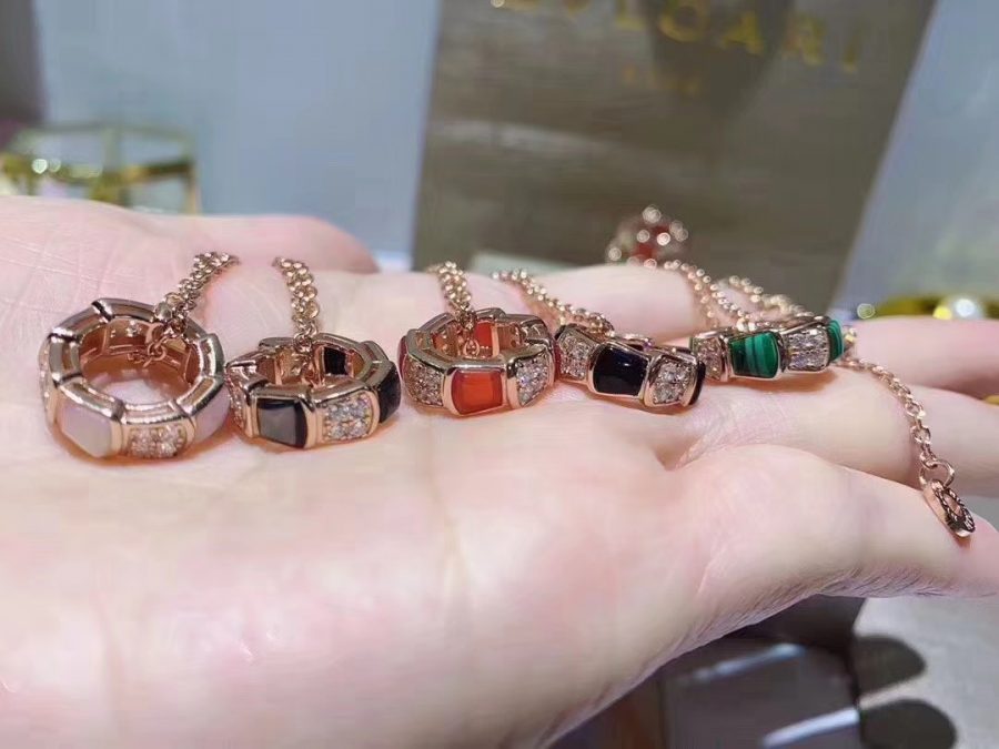 [Kincade Jewelrys] COLLIER PÉDANT EN DIAMANT SERPENTI