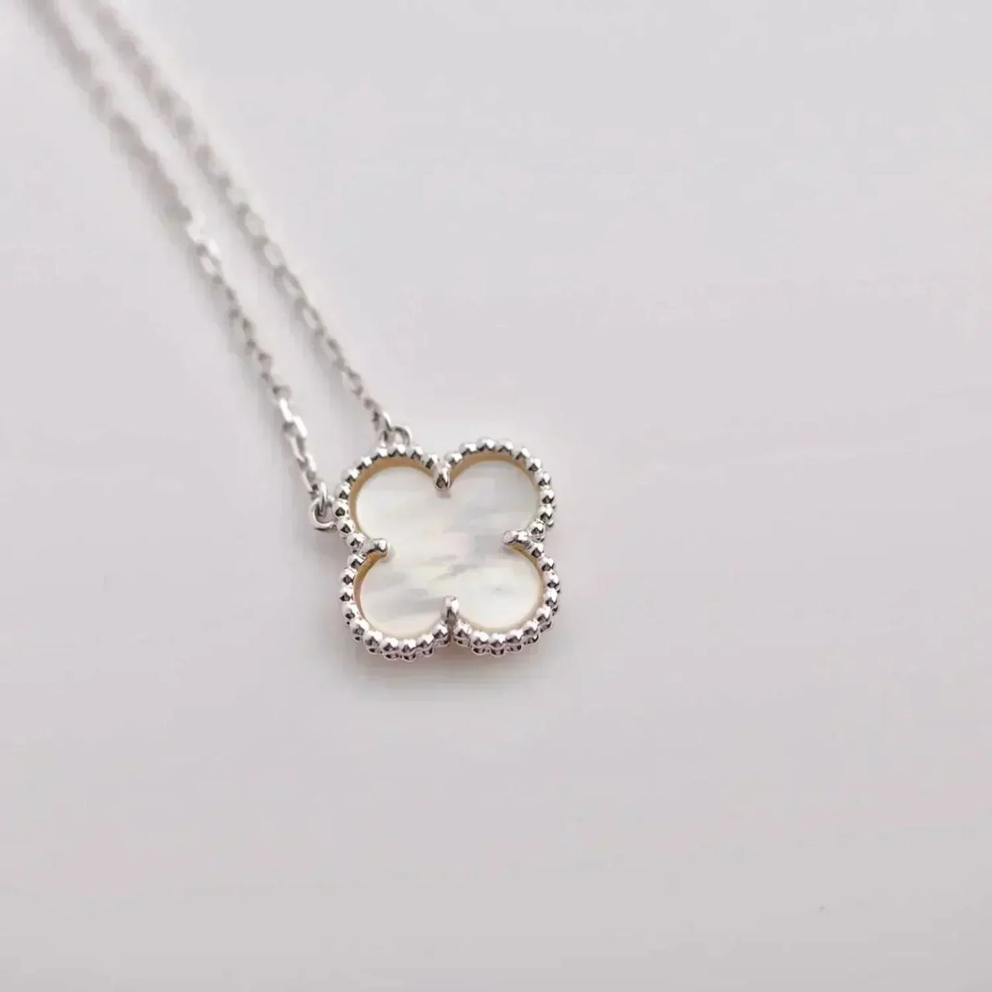[Kincade Jewelrys]CLOVER  15MM WHITE MOTHER-OF-PEARL SILVER