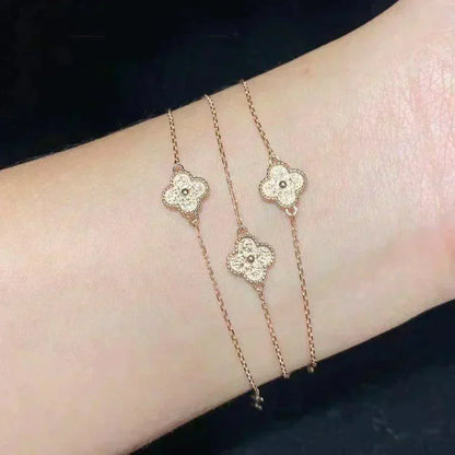 [Kincade Jewelrys] Bracelet fleur unique en trèfle