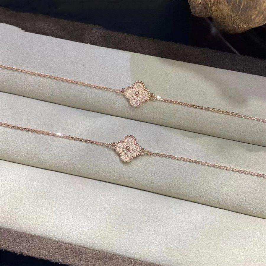 [Kincade Jewelrys] Bracelet fleur unique en trèfle